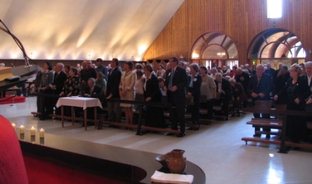 Assembl�e lors de la messe d'ouverture